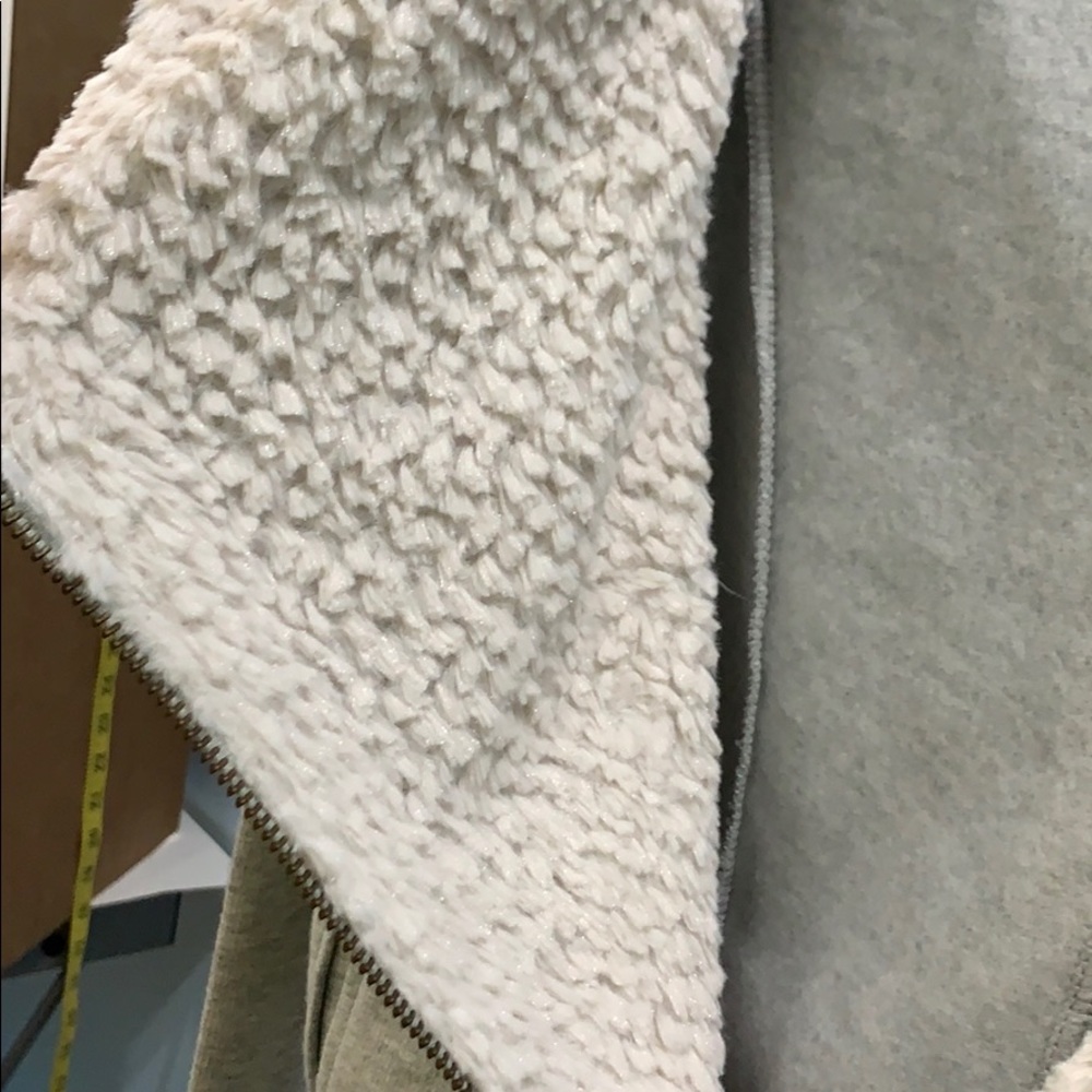 Loft Jacket - Picture 5 of 7